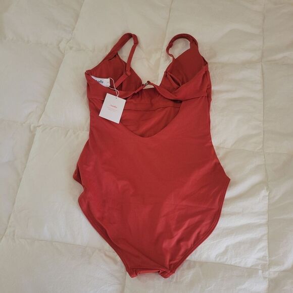 NWT Andie Swim The Tahiti One Piece in Color Chili Pepper Swim Suit Size S - Picture 2 of 3